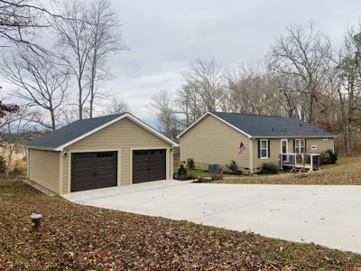 2216 Ted Moore ROAD