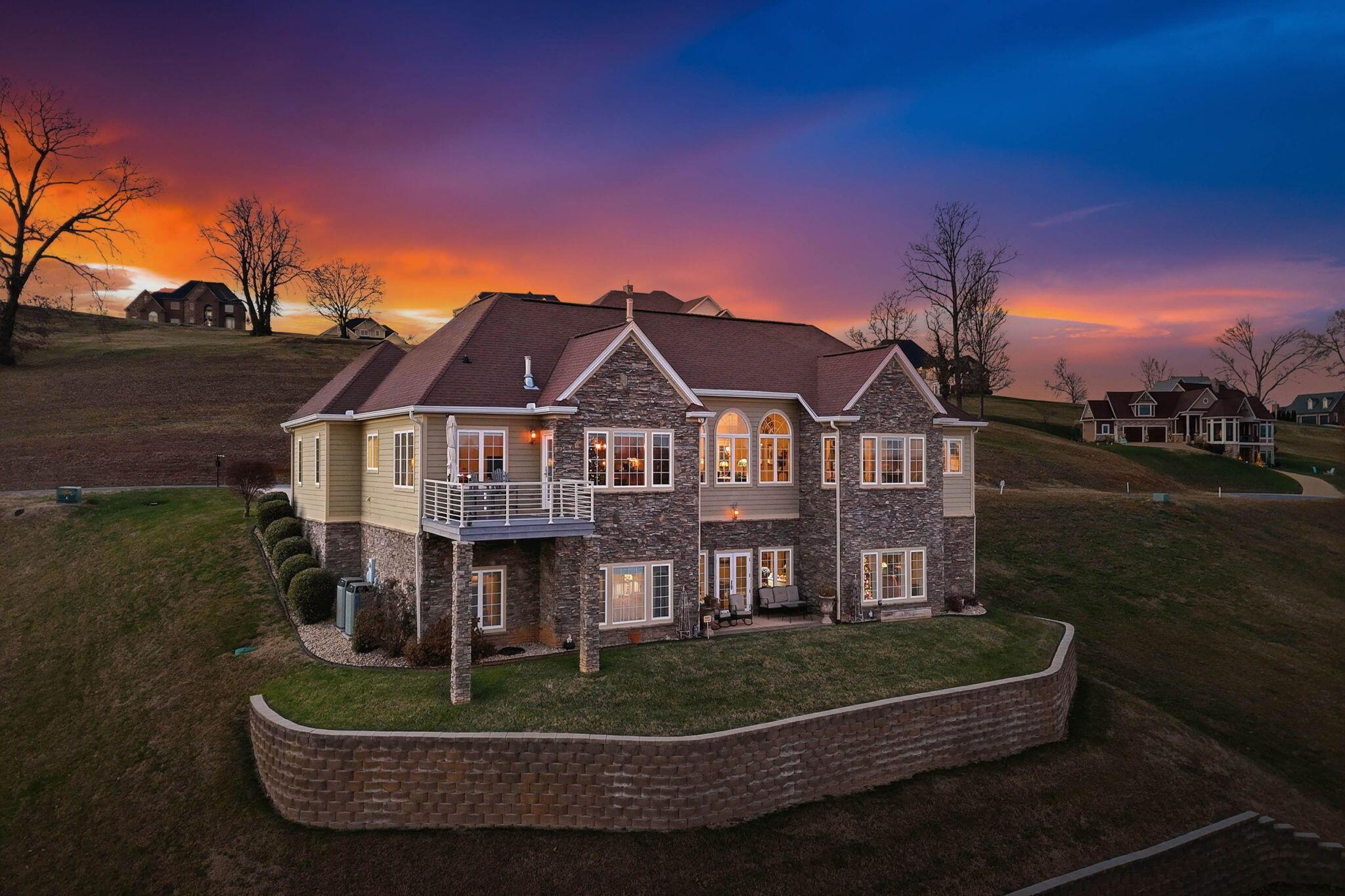 Image 2: 2-web-or-mls-2468 Starboard Crest Rd-2