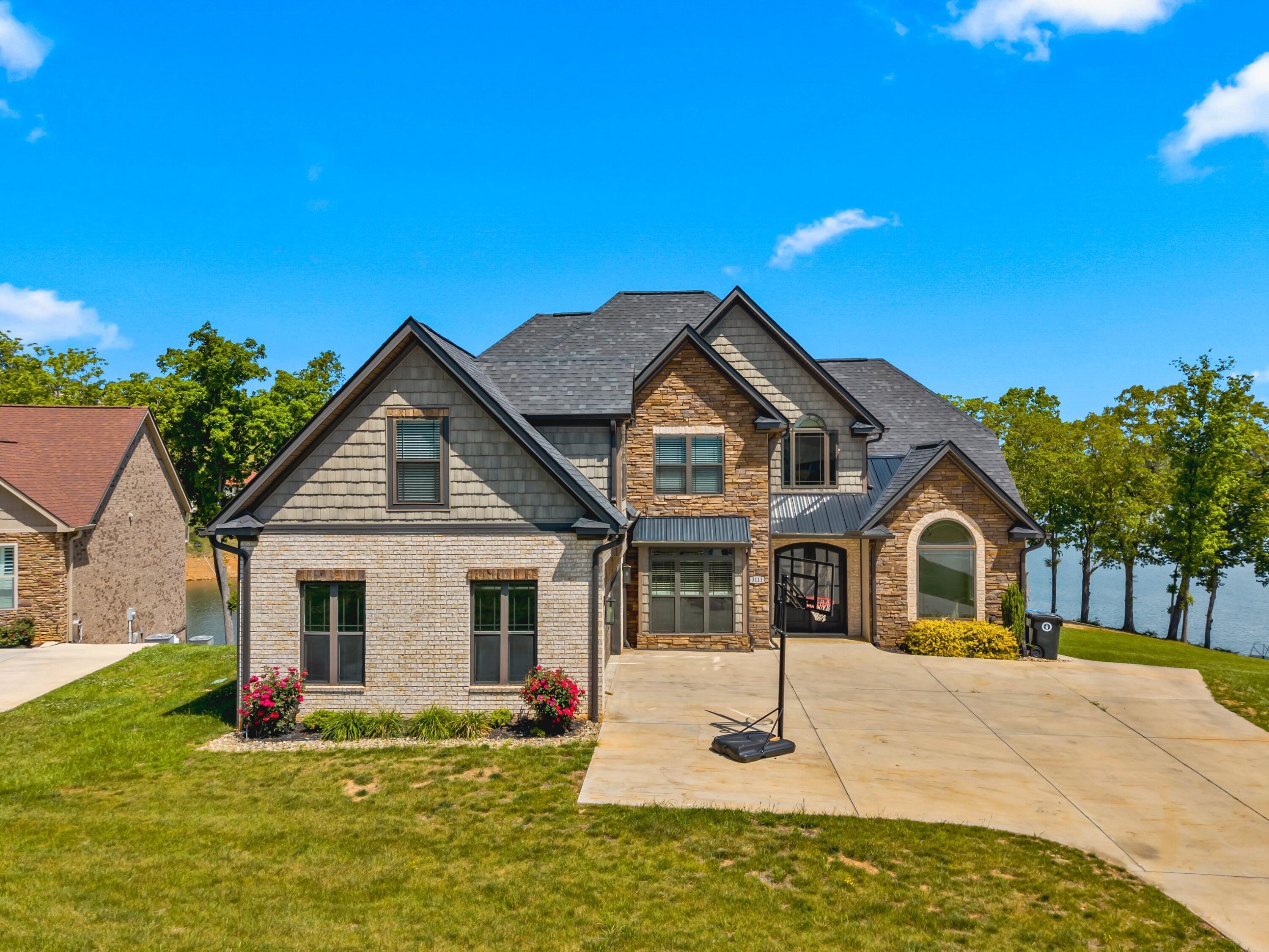 Image 1: 002-3111BridgewaterBlvd-Morristown-37814