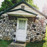1837 Russell Ave.
