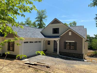 1527 Catoosa Drive