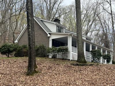 1700 Timbercrest Drive