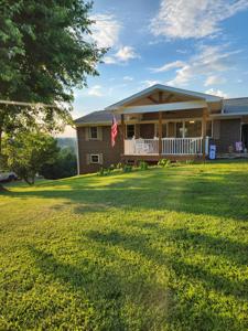704 Lakewood Drive