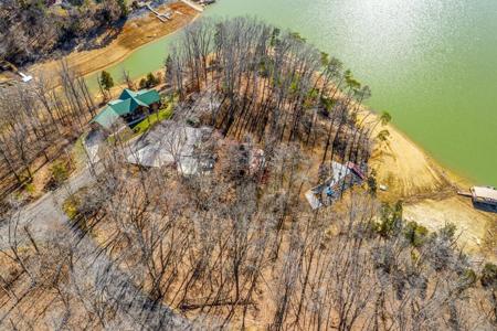 2104 Kahiti Court