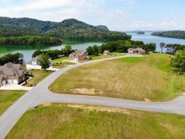 3030 Lee Ridge Rd.