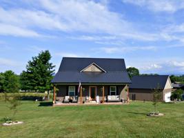 669 Victoria Dr