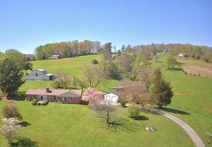 1039 Cherokee Drive