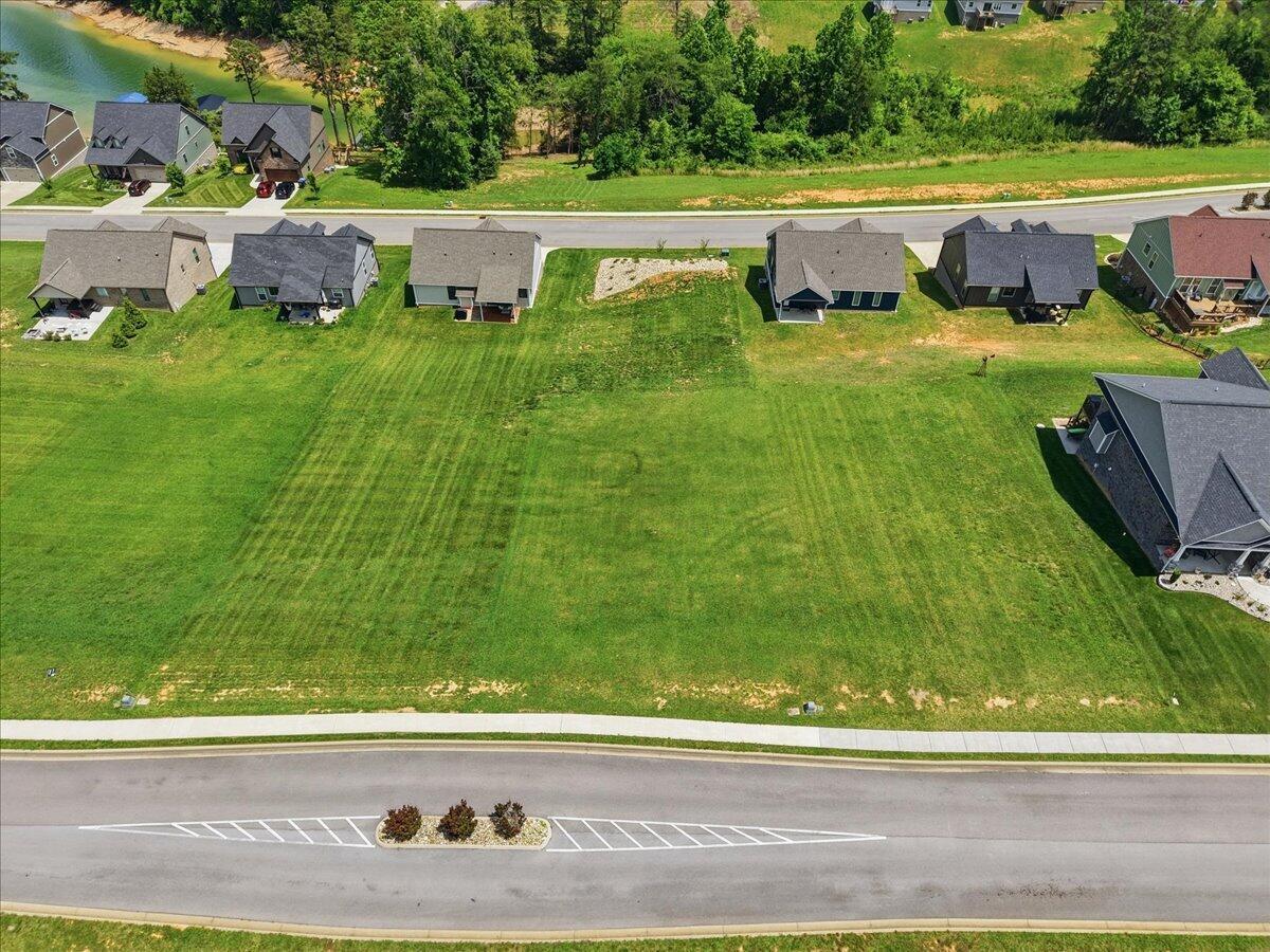 Image 3: 02-Shoreline_Vista_Lot_97_002