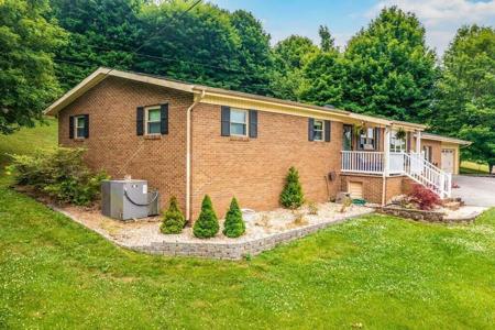 6605 Cedar Hill ROAD