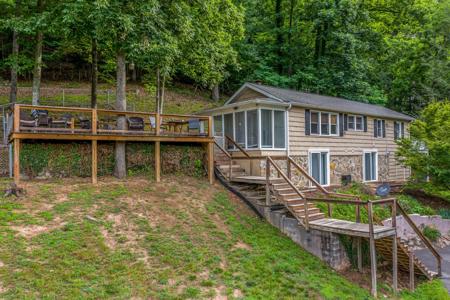 426 Lakemont Drive