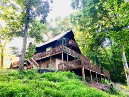 504 Hilltop View Ln