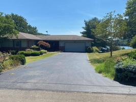 244 Lakeshore Circle
