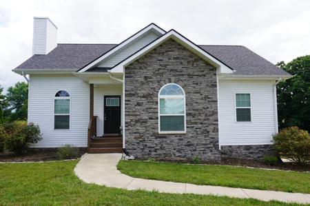 723 Lakewood Drive