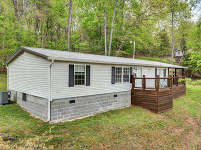 366 Chestnut Hill Road
