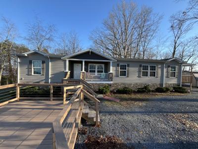 1086 Hopper Bluff