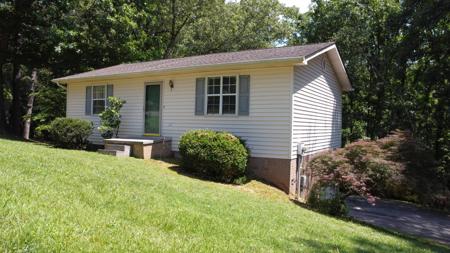 1836 Hill Trail Drive