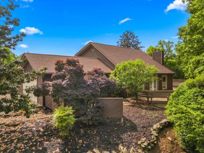 3844 Lake Point Drive
