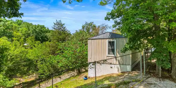 Image 4: 005-2019ParadiseHillsRoad-Dandridge-TN-3