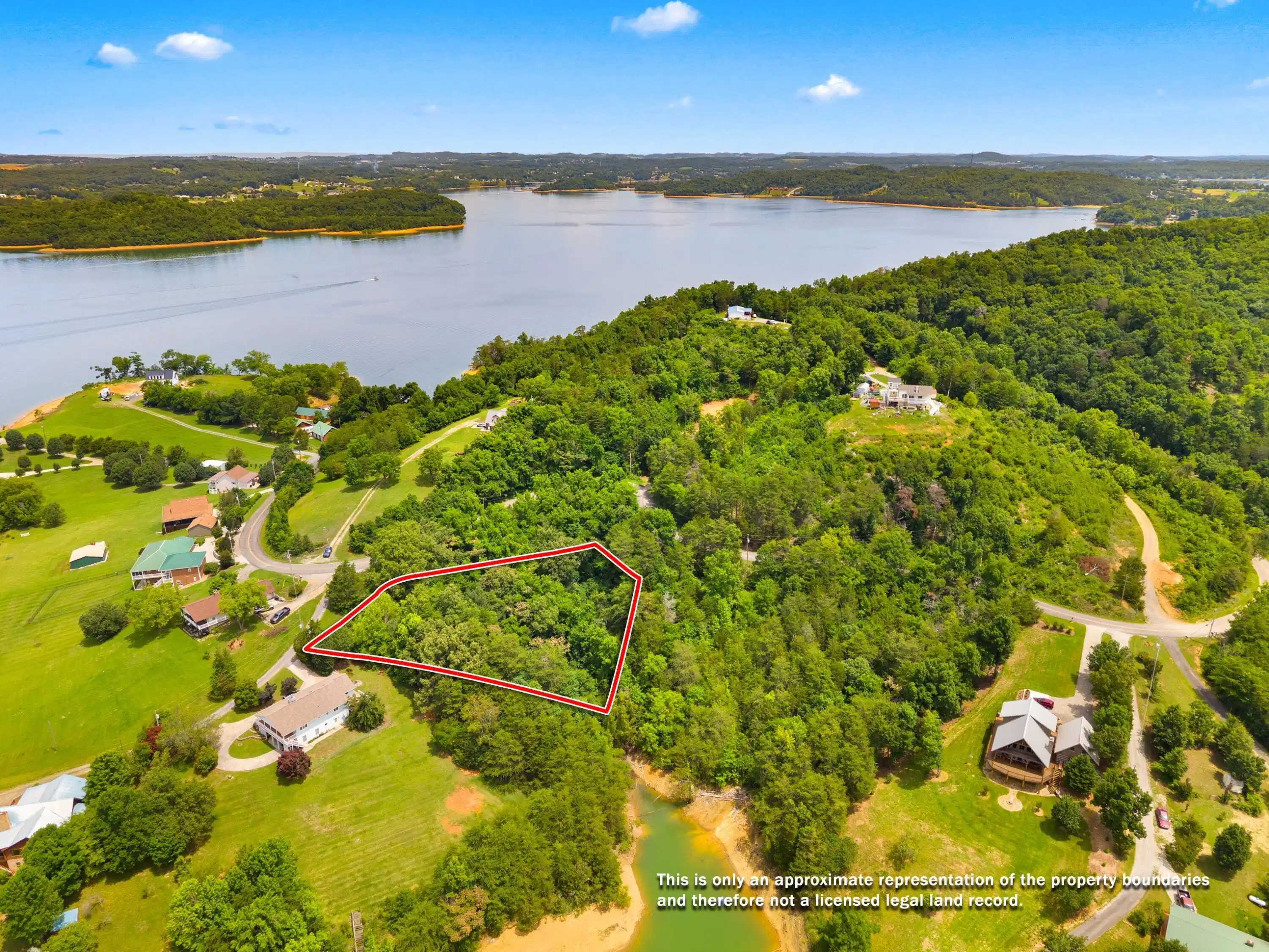 Image 1: 002-1393LakeFrontDrive-Dandridge-TN-3772