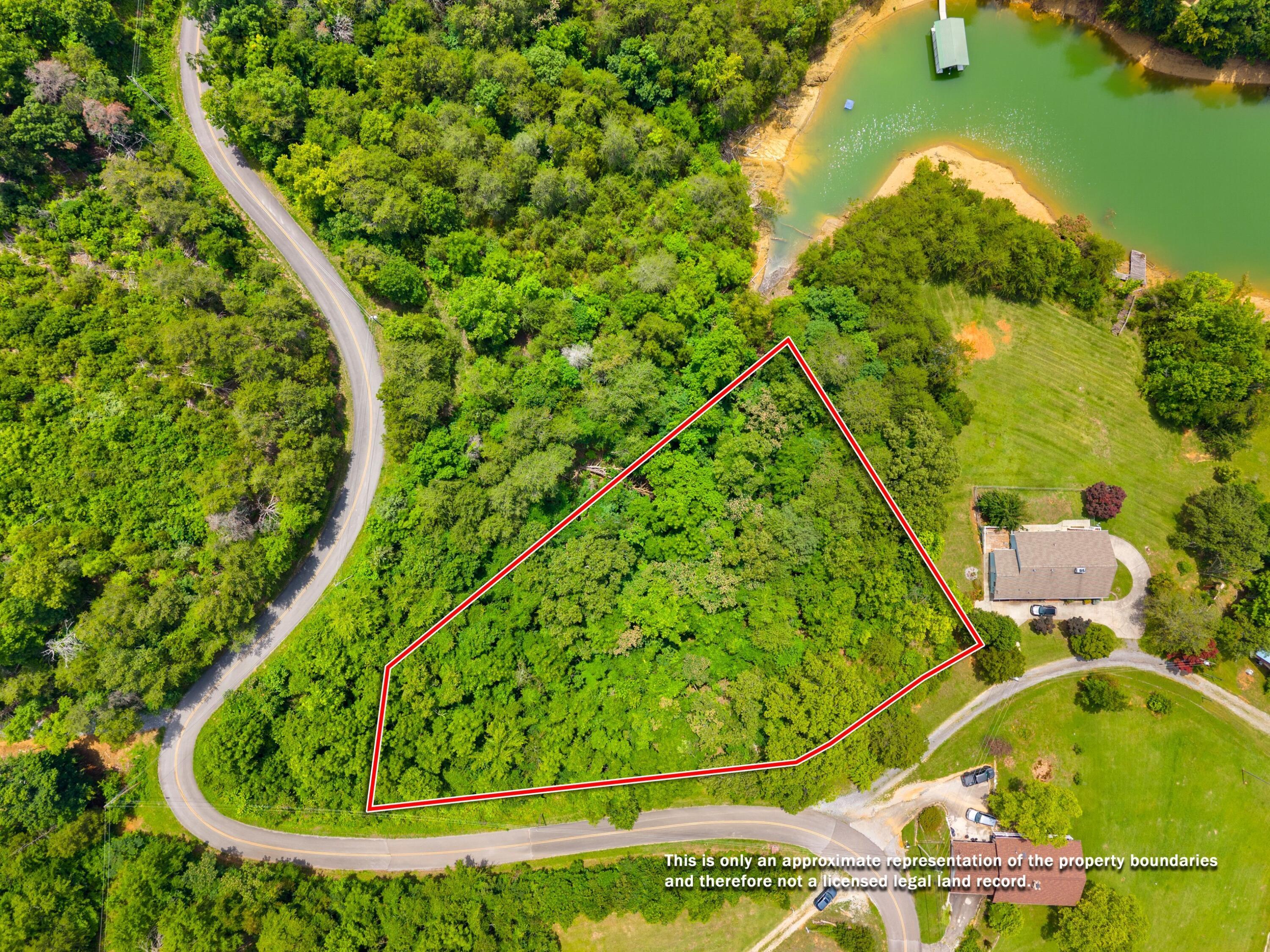 Image 2: 003-1393LakeFrontDrive-Dandridge-TN-3772