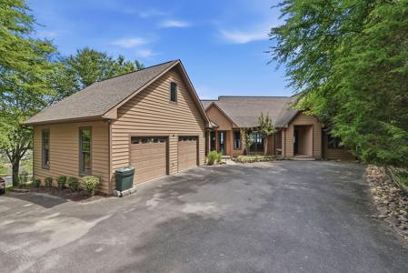 2009 Tahlequah Lane