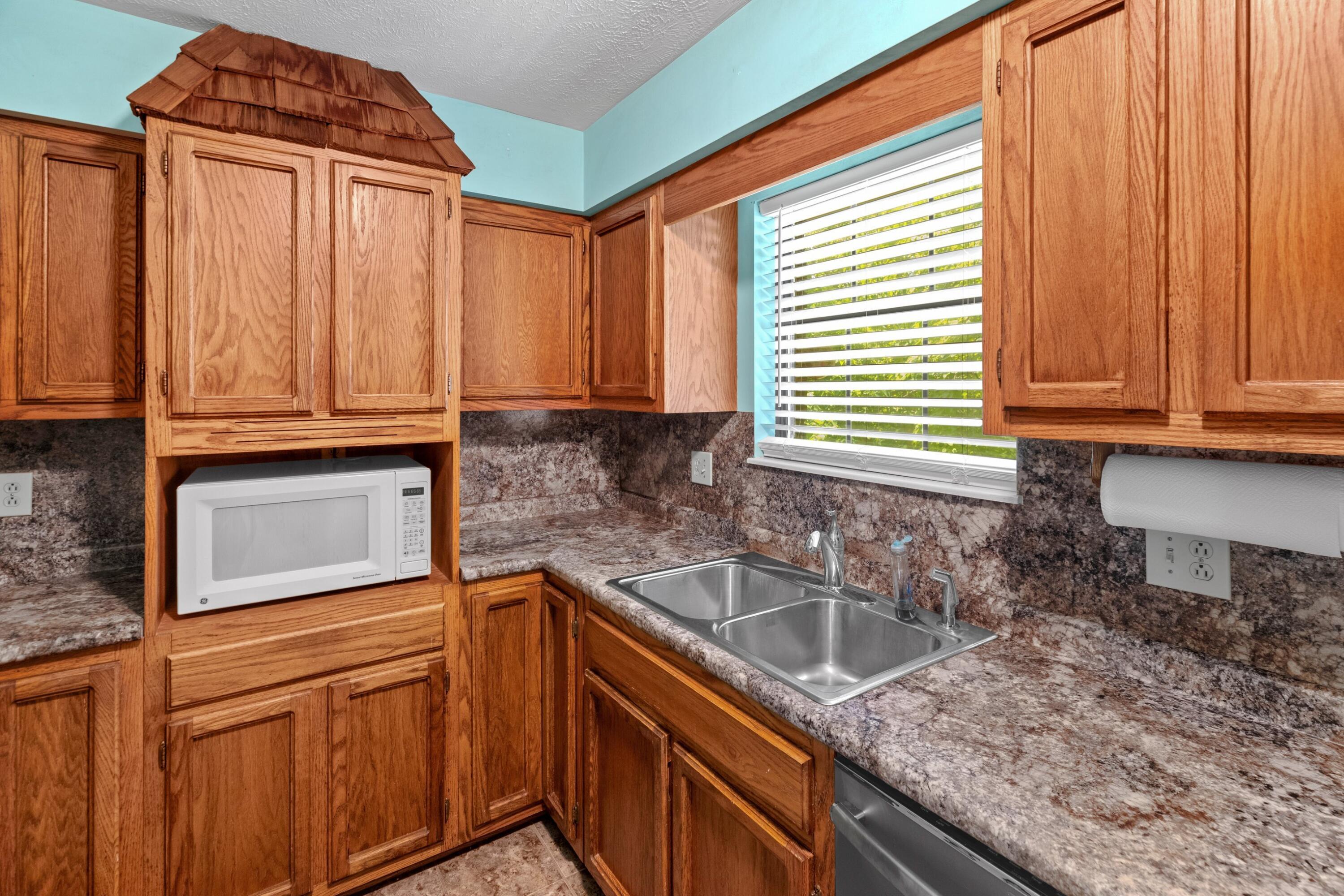 Image 3: 009-1115MillraceRoad-Morristown-TN-37814