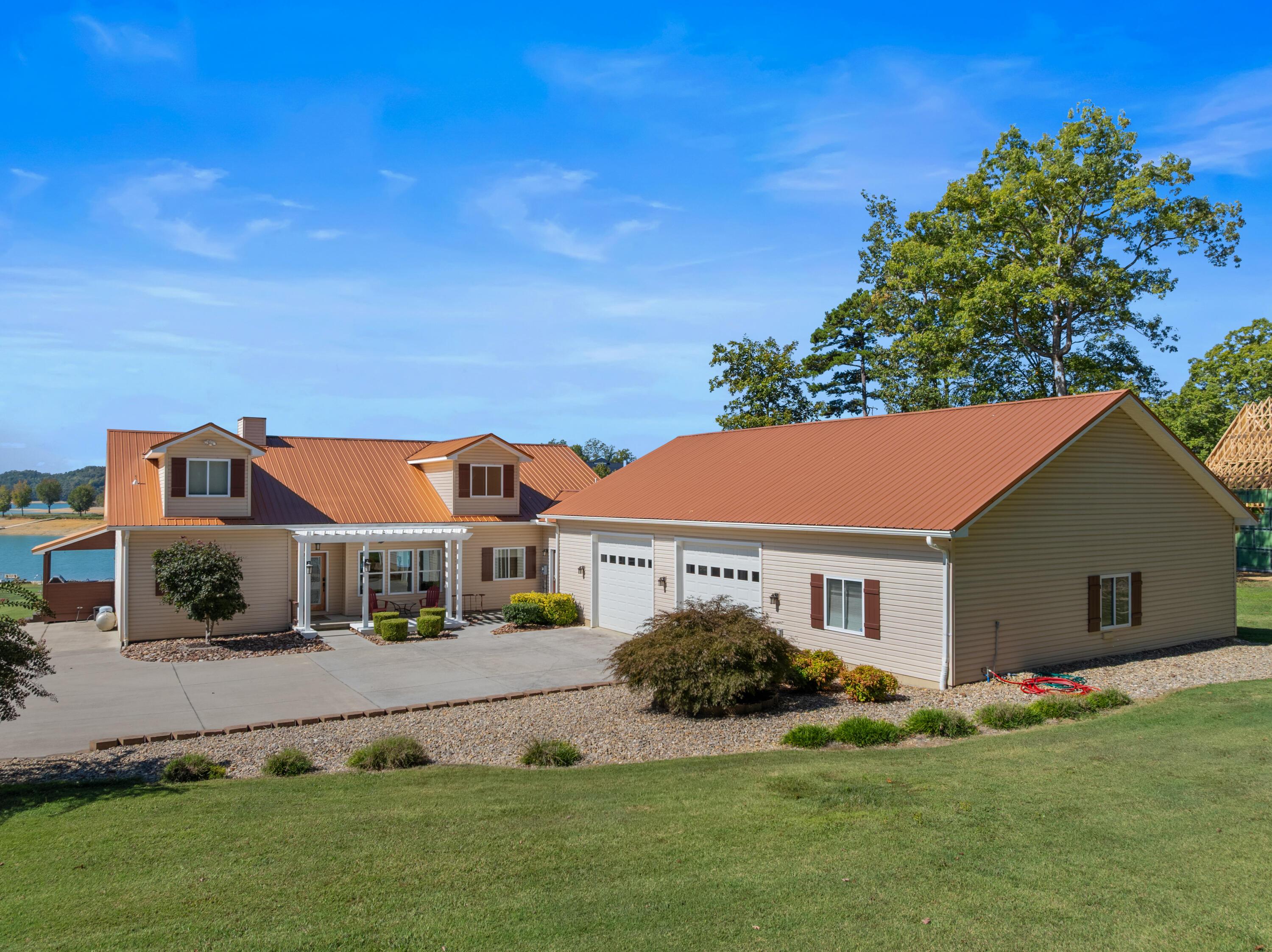 Image 1: 001-2225TedMooreRoad-Dandridge-TN-37725-