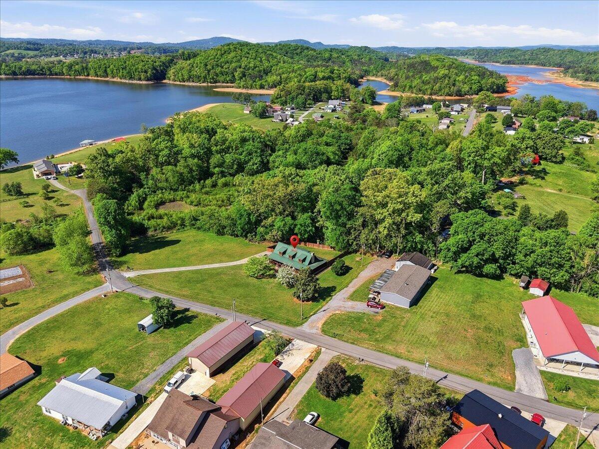 Image 4: 11-162_Cannon_Rd_004