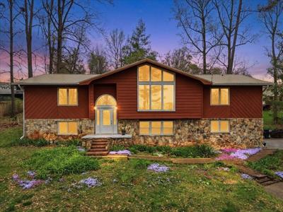 1090 Panther Creek Road
