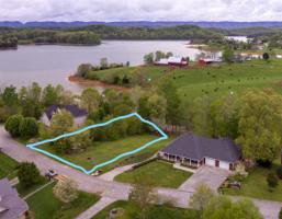3084 Waters Edge Dr.