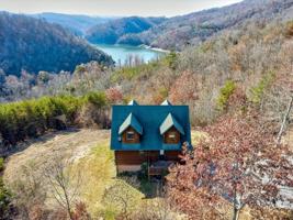 2059 Whistle Valley Road
