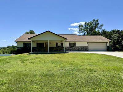 3601 Mountain View Lane