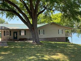 2486 Roundhouse Rd
