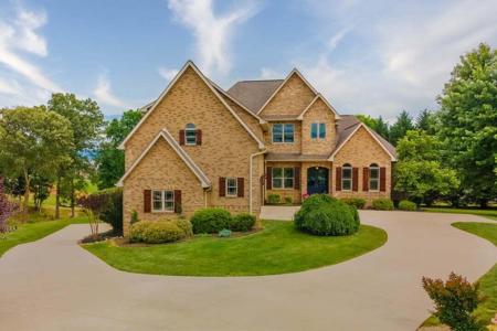 118 Luxury Lane