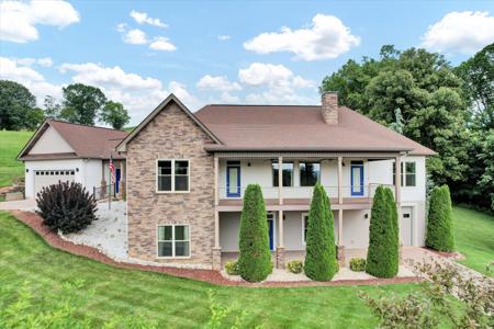 2411 Starboard Crest ROAD