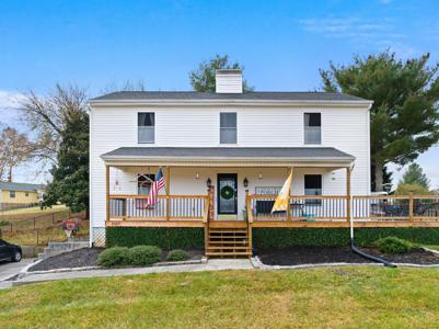 2587 Lakemont Circle