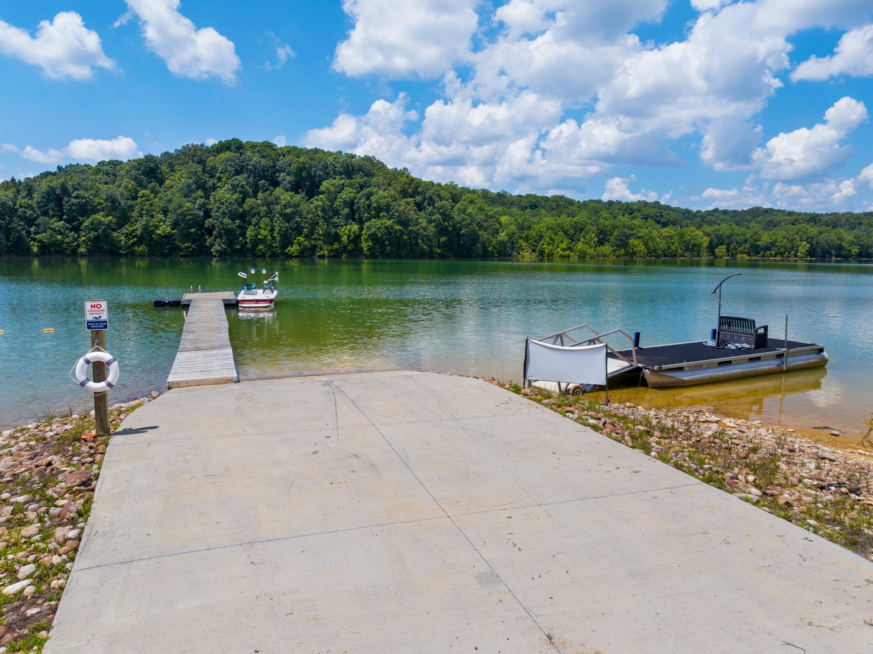 Image 4: 025-1689EastHighway2570-Dandridge-TN-377