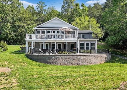 1620 Stripers Cove