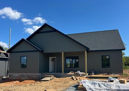1368 Hickory Cove
