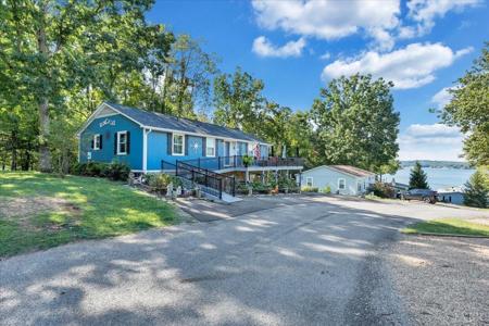 319 Mill Lake