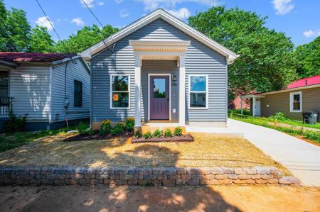 1216 Pierce
