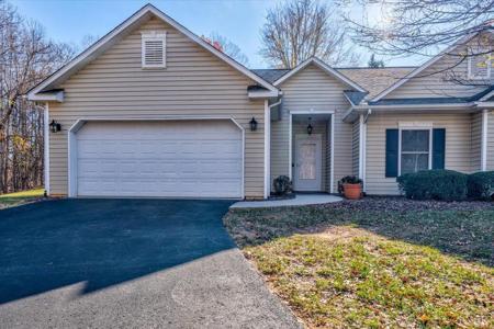 76 Fairway Oaks