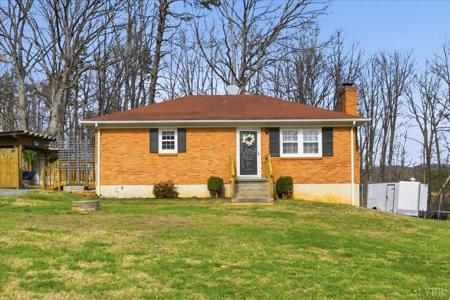 108 Mount Sterling