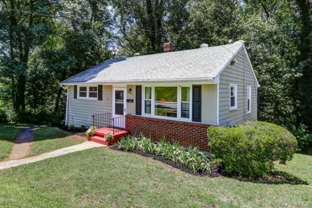 4605 Greenwood