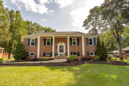 196 Woodhaven