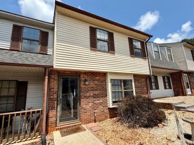 17 Cape Henry