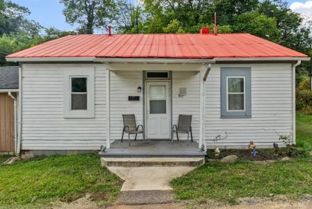 817 Polk