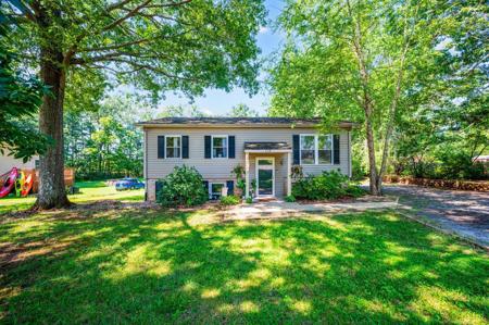 778 Doss Rd