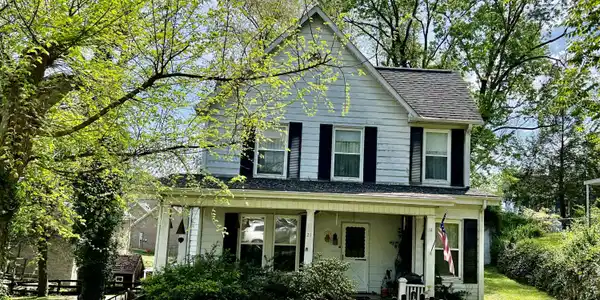 21 North Grandview Drive
