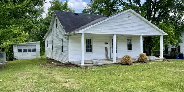 109 Poplar Avenue